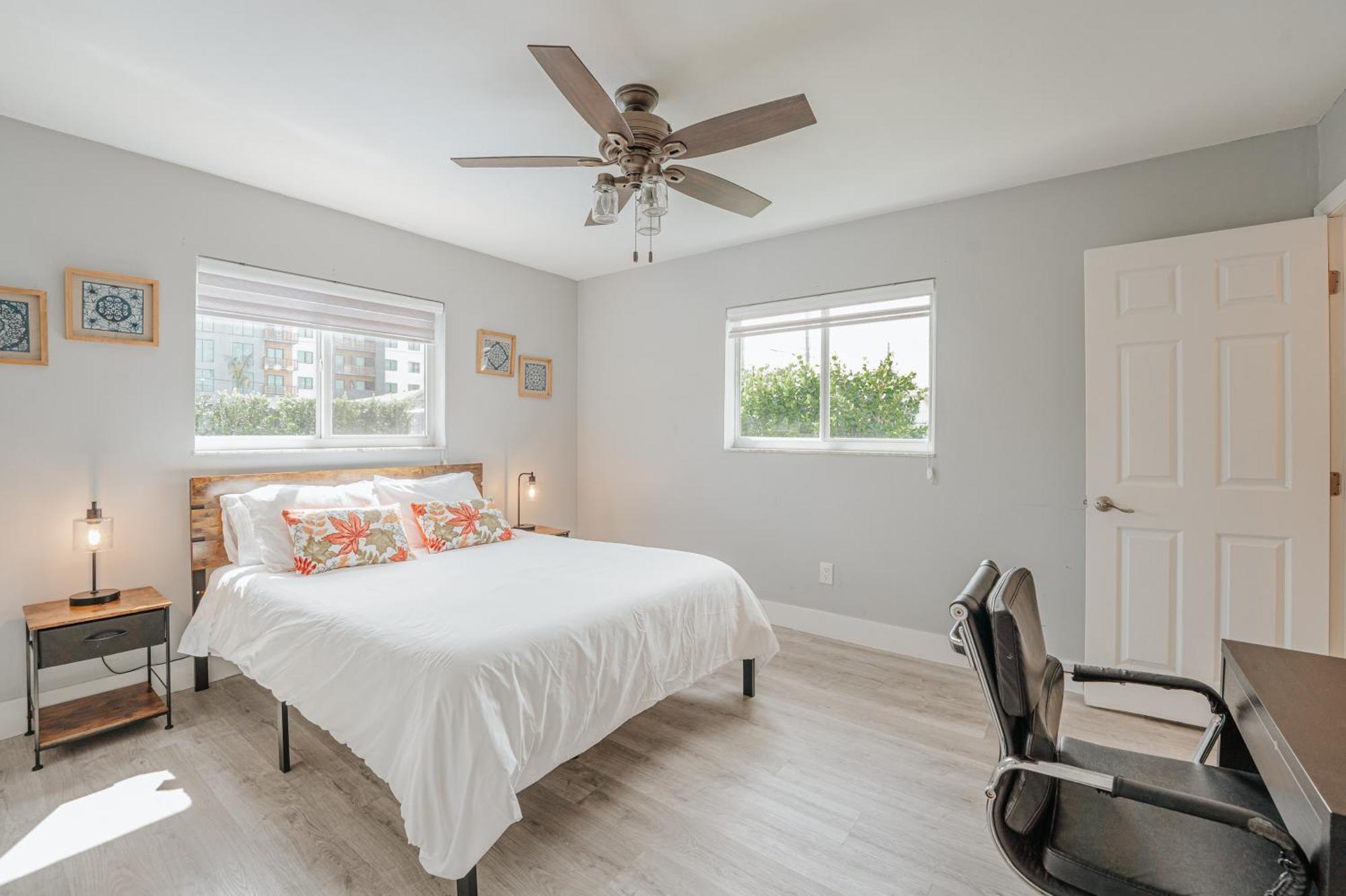 Home With A Pool Close To Beach And Fll Airport Pool Heated October- March Fort Lauderdale Exteriör bild