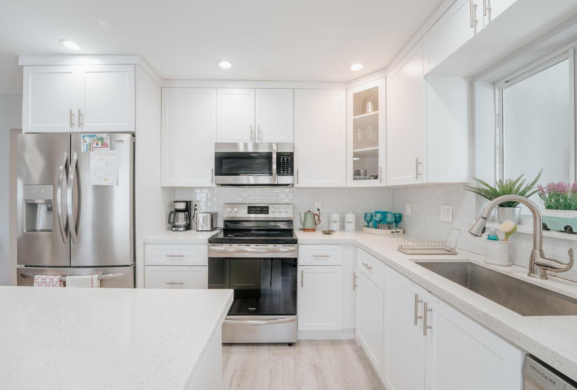 Home With A Pool Close To Beach And Fll Airport Pool Heated October- March Fort Lauderdale Exteriör bild