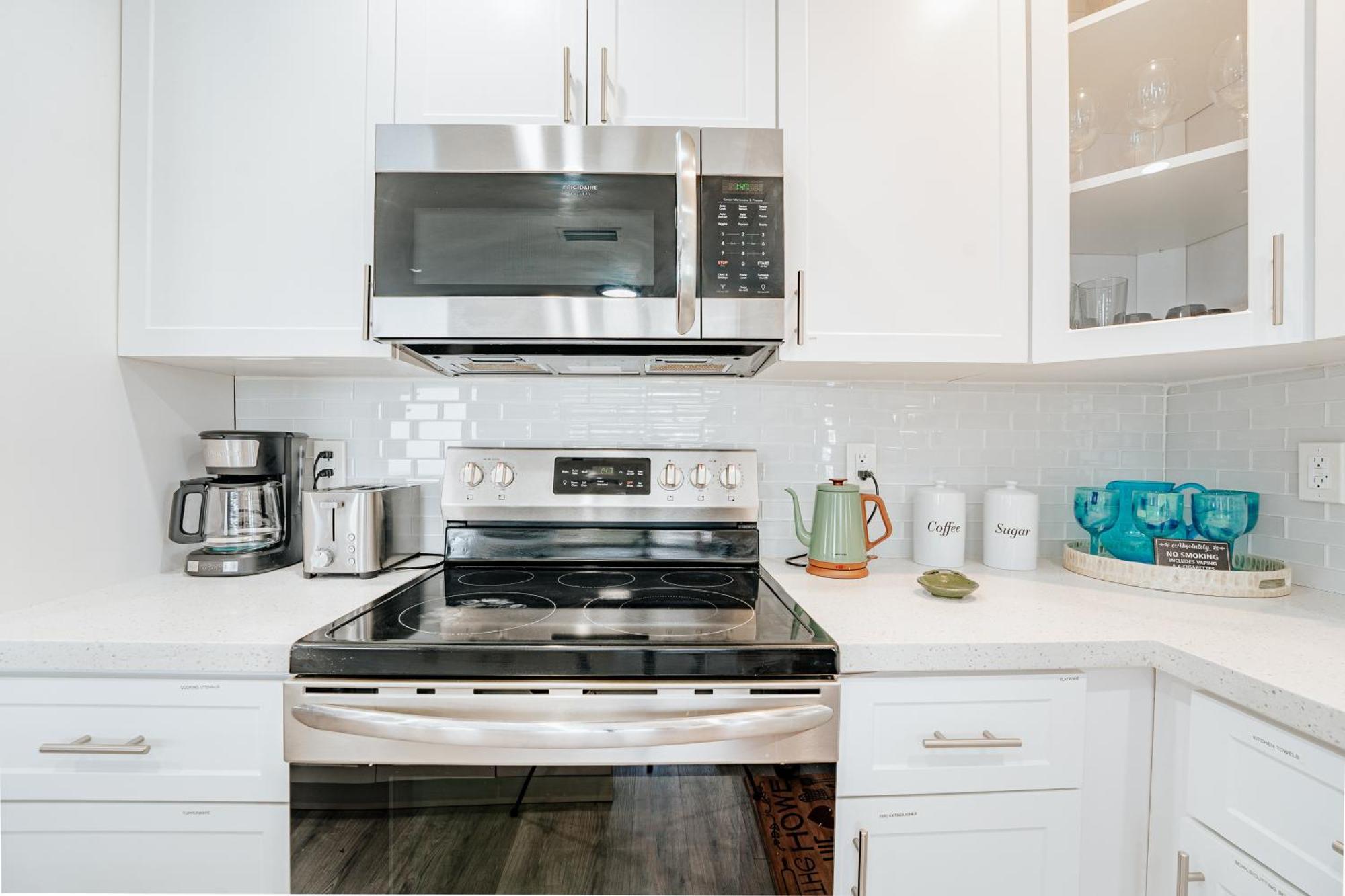 Home With A Pool Close To Beach And Fll Airport Pool Heated October- March Fort Lauderdale Exteriör bild